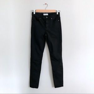 10” Madewell Black High-Rise Skinny Jeans